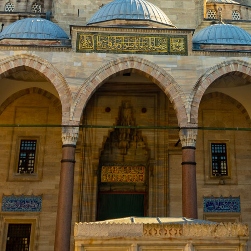 znamenitost Sulejmanova moseja