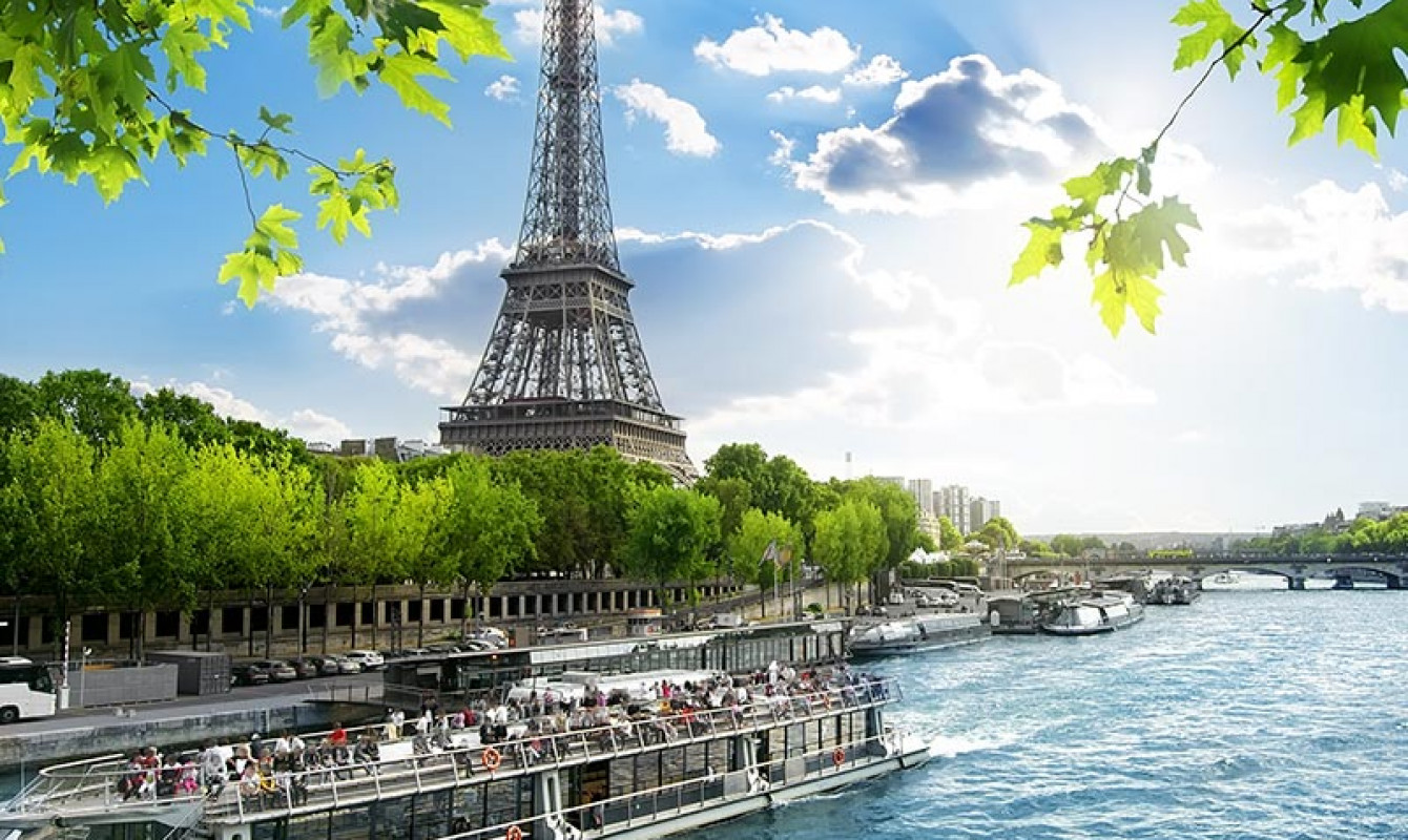 pari Znamenitosti rekla sena